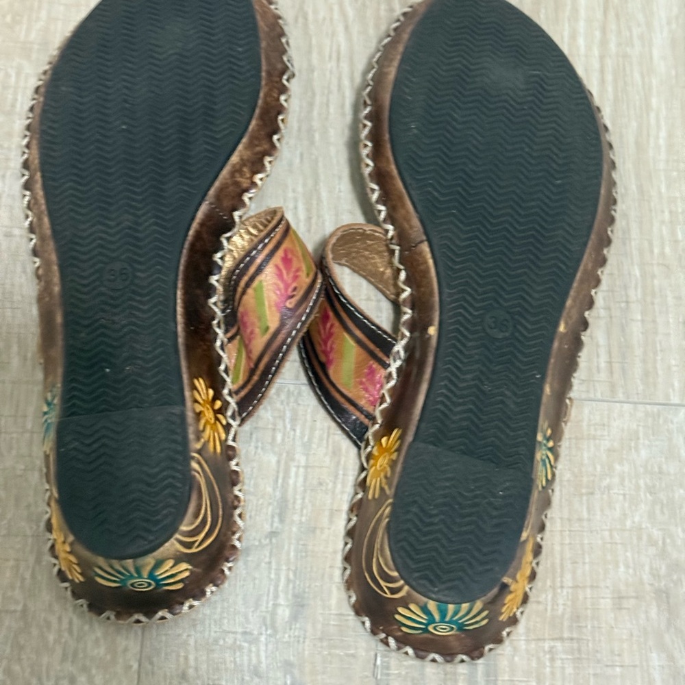 L’Artiste by Spring Step Leather Flower Sandals Size 36 (US 5.5–6) - Picture 5 of 6